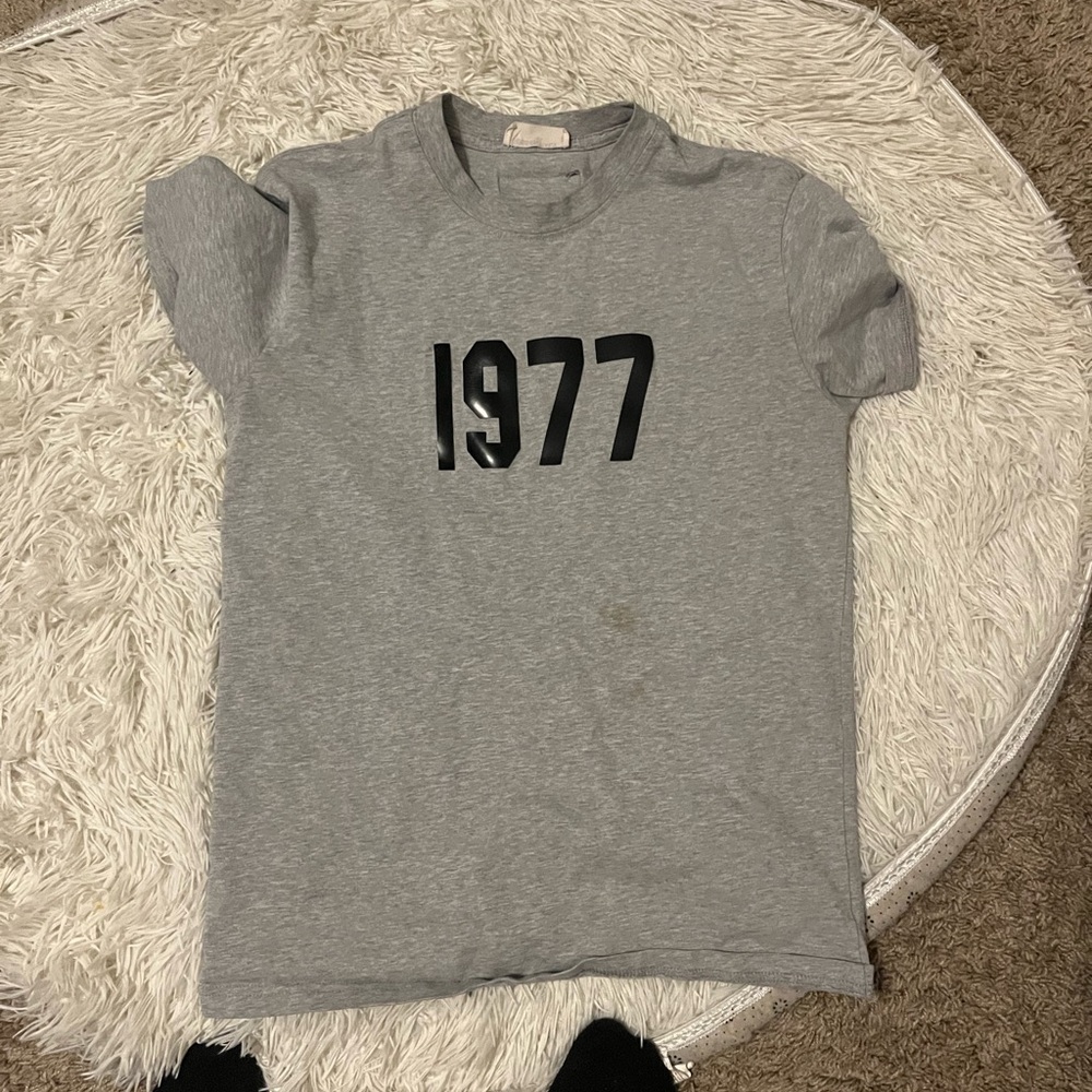 Gray 1977 Graphic T-Shirt